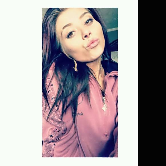 Meet your Posher, Juliette - Picture 1 of 1